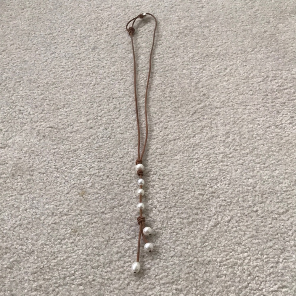 Cowhide pearl knot necklace